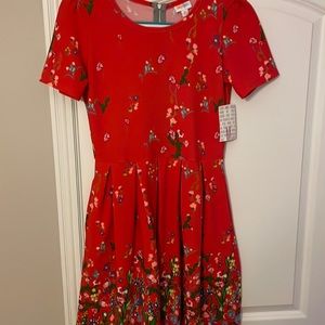 NWT Red Floral Dipped Amelia-M